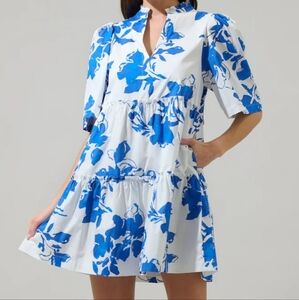 Sugarlips Aby Floral Dixie Split Neck Shift Dress
